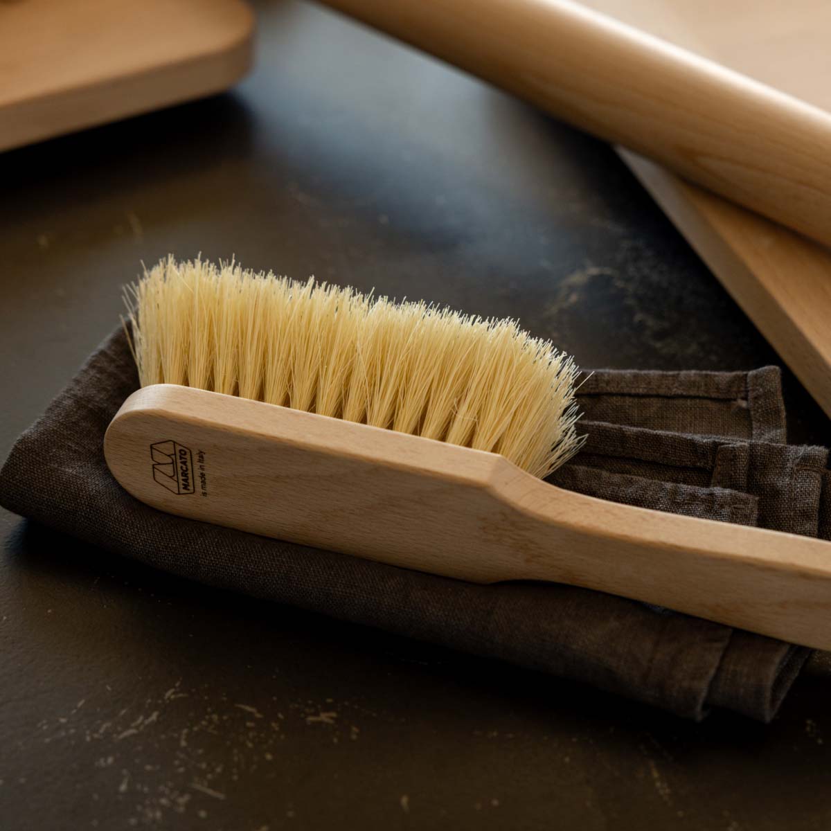 Worktop brush