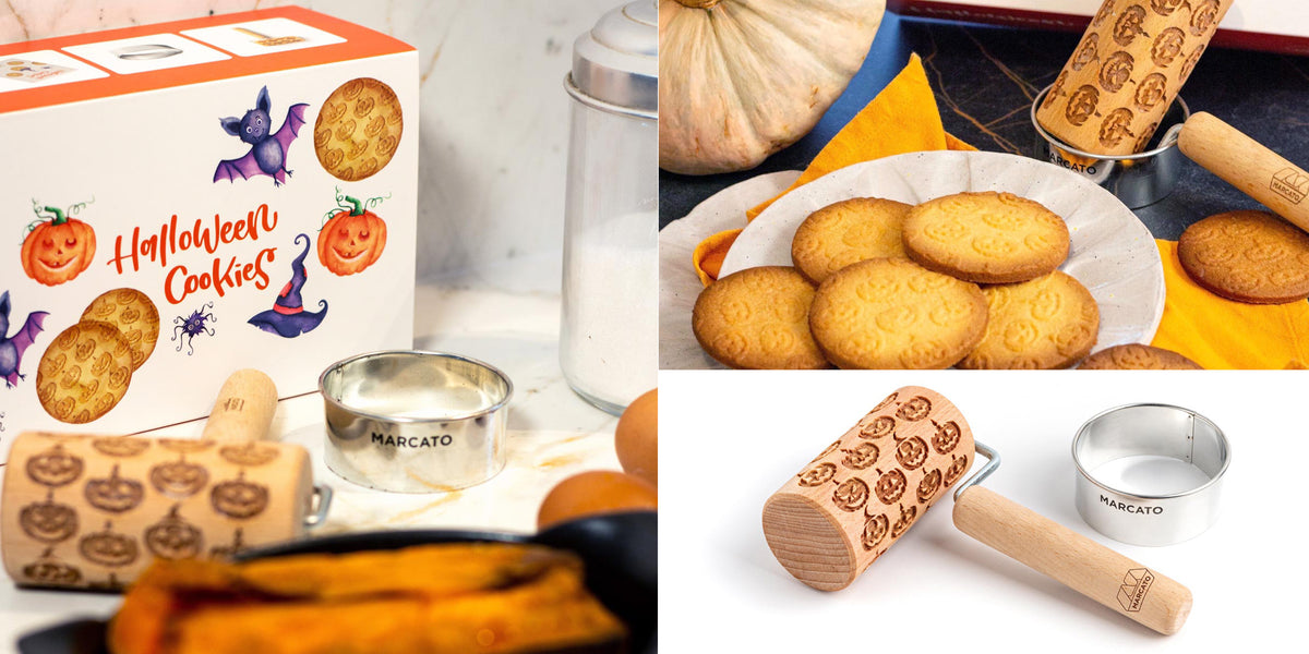 Un kit per biscotti di Halloween che include un timbro in legno con facce di zucche intagliate, uno stampino rotondo in metallo e biscotti a tema festivo. La confezione presenta illustrazioni a tema Halloween, come zucche e pipistrelli.