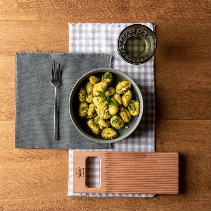 Marcato - Planche à Gnocchi Rigagnocchi Avec Accessoire à Garganelli - Boutique Crème Marcato - Planche à Gnocchi Rigagnocchi Avec Accessoire à Garganelli - Boutique Crème